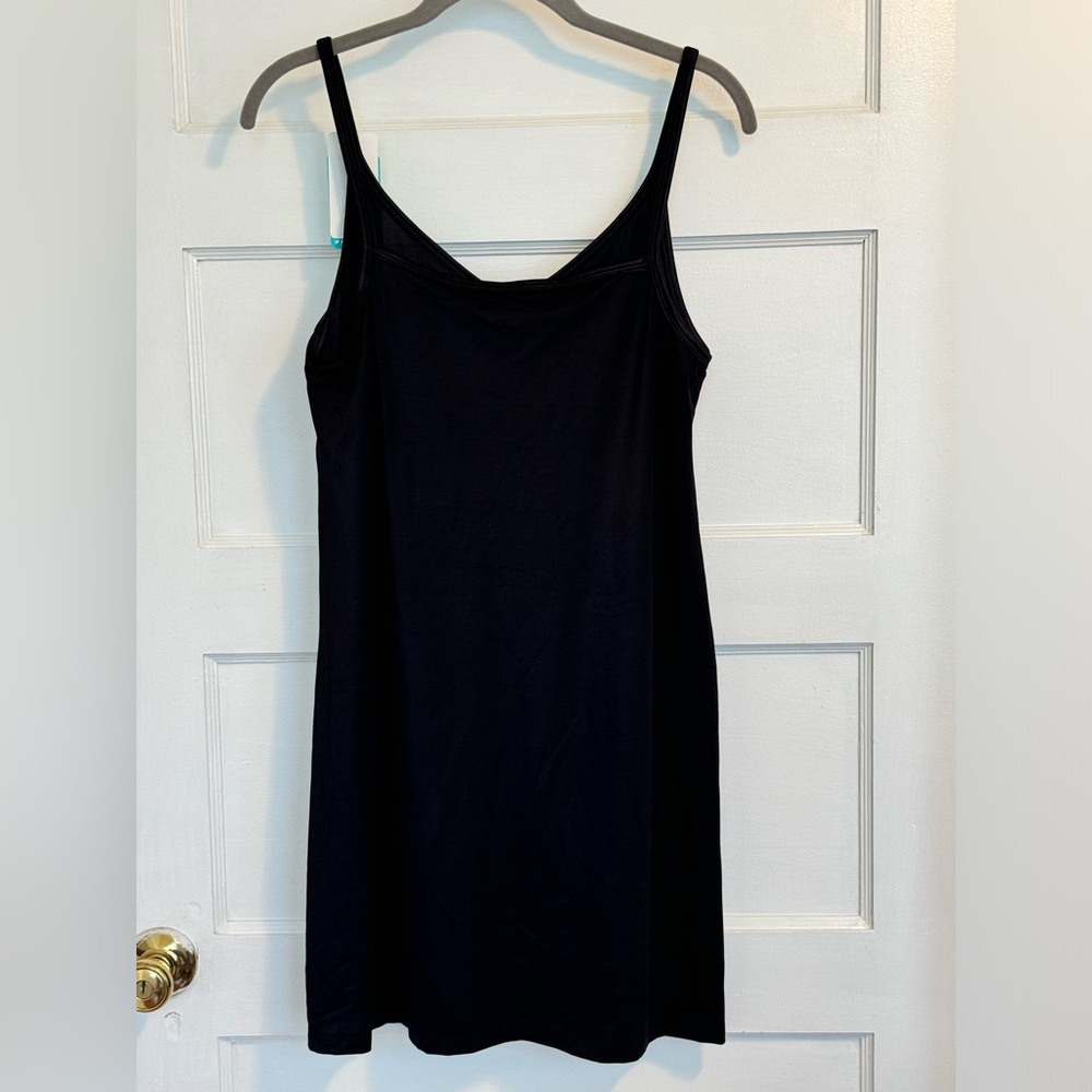 NWT Vanity Fair Reversible Neckline Black Slip